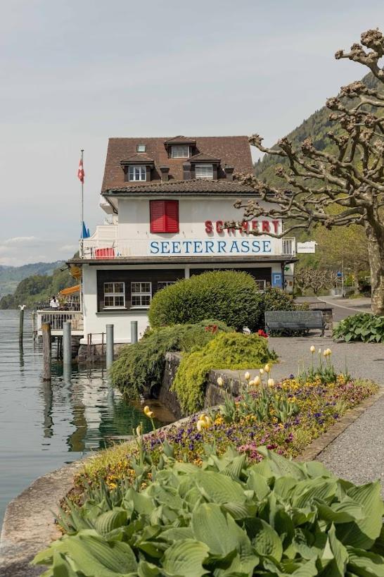 Seehotel Schwert Gersau Bagian luar foto