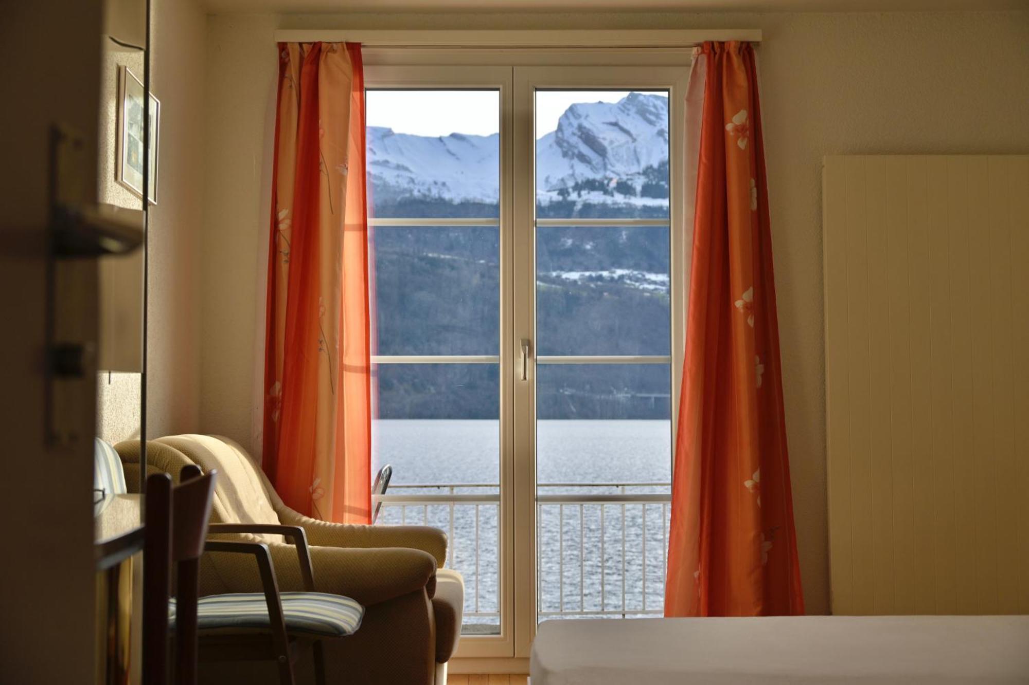 Seehotel Schwert Gersau Bagian luar foto