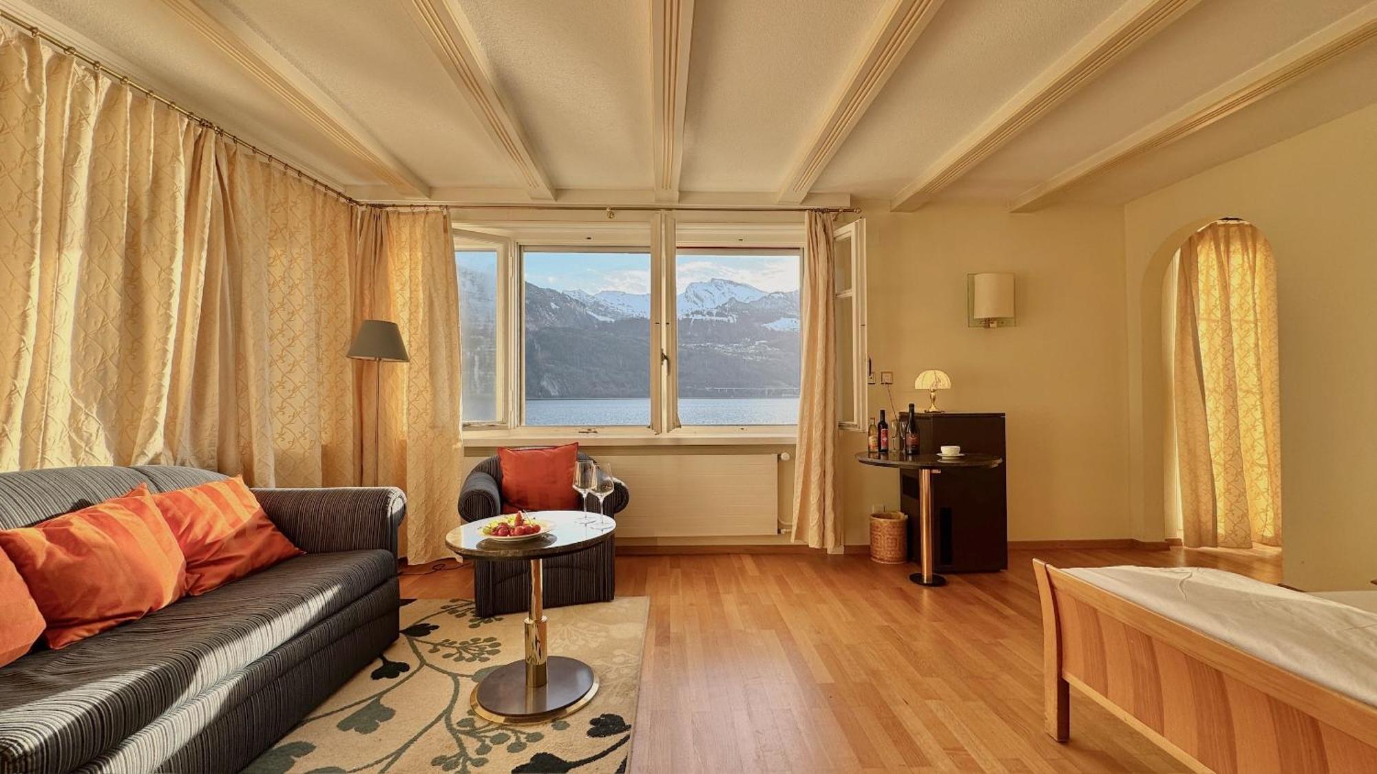 Seehotel Schwert Gersau Bagian luar foto